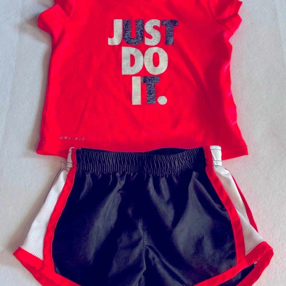 Nike Neon 2 piece Pink 'Just Do It' Tee & Black Shorts Set Sz 12 months Dri fit